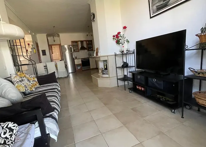 بيت للعطل Ira's House *