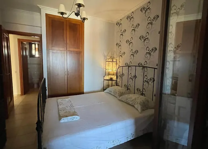 بيت للعطل Ira's House أفيتوس