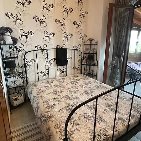 Ira's House * Afytos