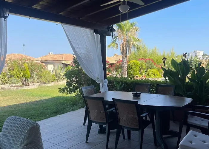 Ira's House * Afytos